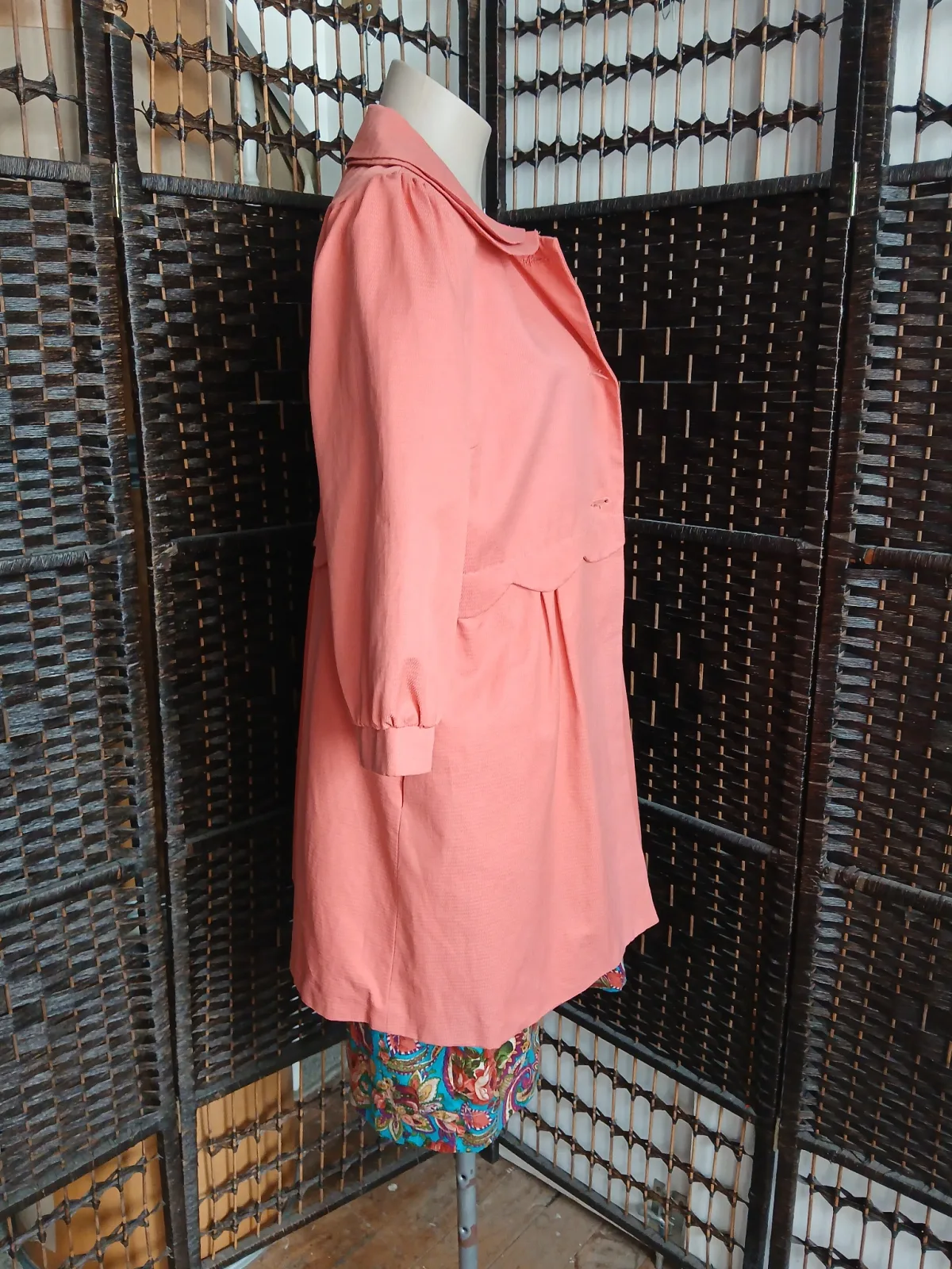 Coral Textured Coat Jacket Puff Sleeve Scallop Detail A/Wear Size M