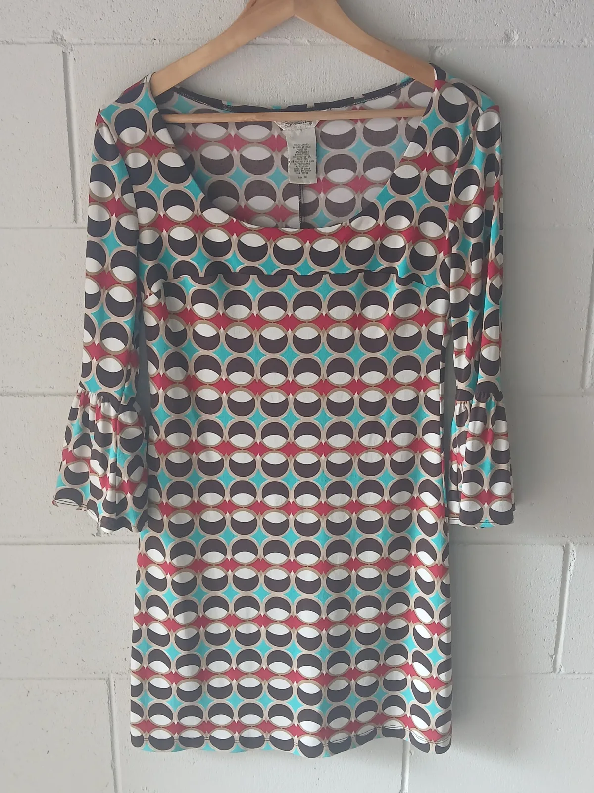 Speachless Geometric Print Dress Size M Y2K Retro Ruffle Sleeve Stretch